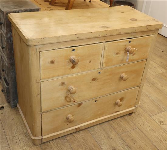 A small Victorian pine chest of drawers W.96cm